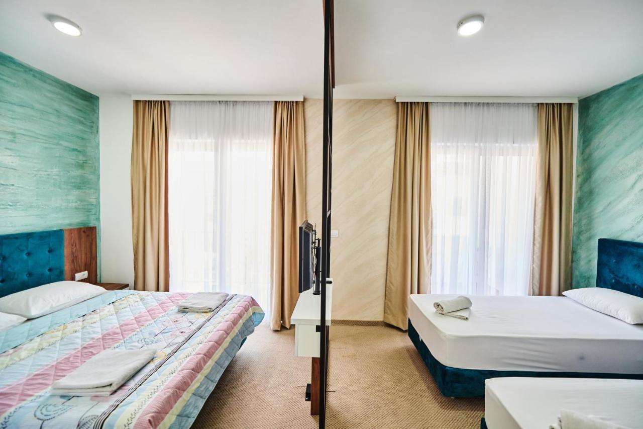 Hotel Halibas Ulcinj Extérieur photo