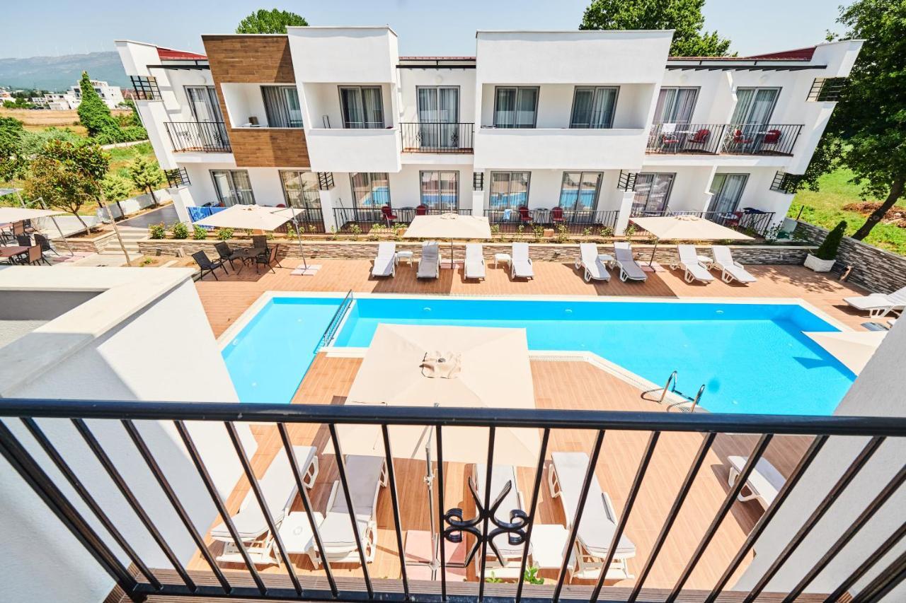 Hotel Halibas Ulcinj Extérieur photo