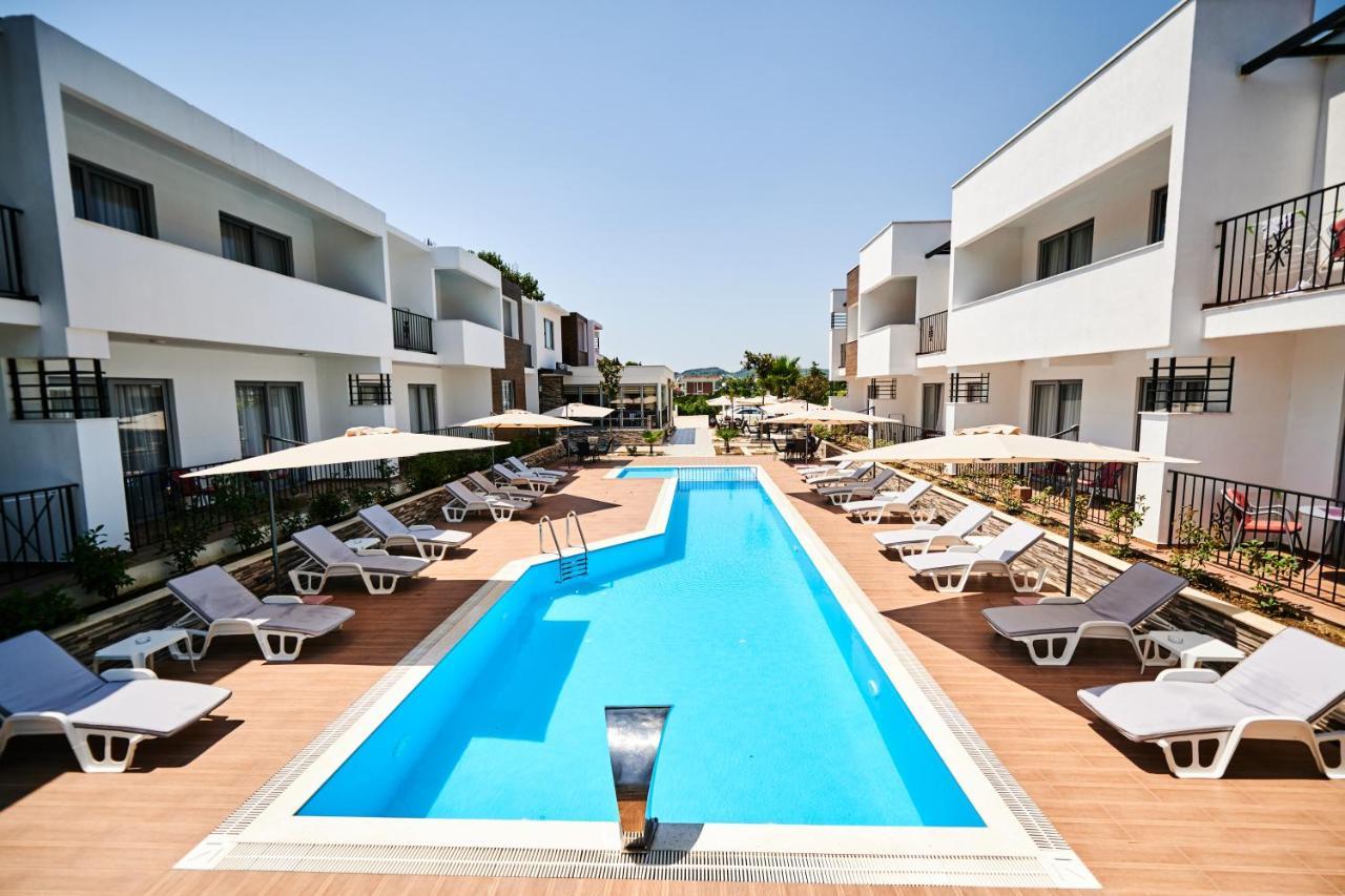 Hotel Halibas Ulcinj Extérieur photo